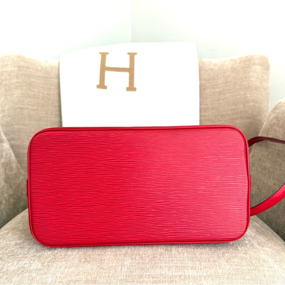 Authentic Louis Vuitton Alma bag M52147 red Epi leather with strap medium - Picture 10 of 16